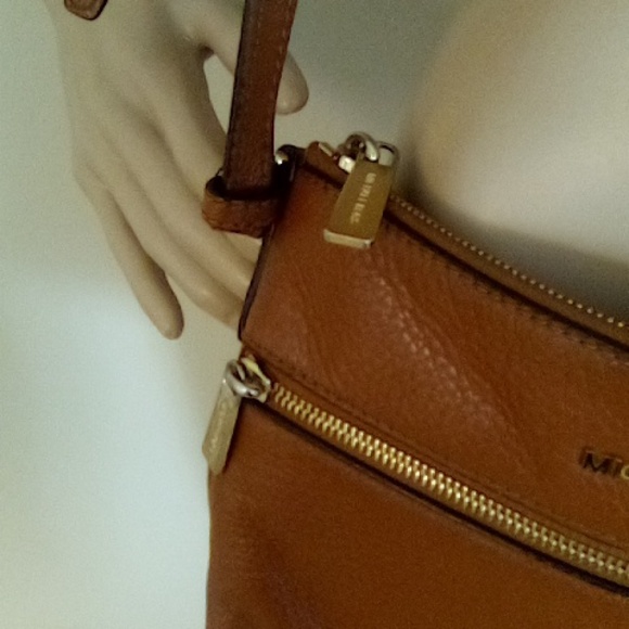 Michael Kors Cognac Crossbody - Picture 3 of 9